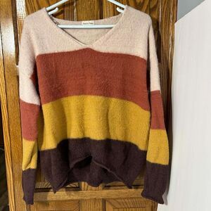 Aaron & Amber Women’s Sweater Large Fuzzy Knit Color Block Striped Pullover Soft